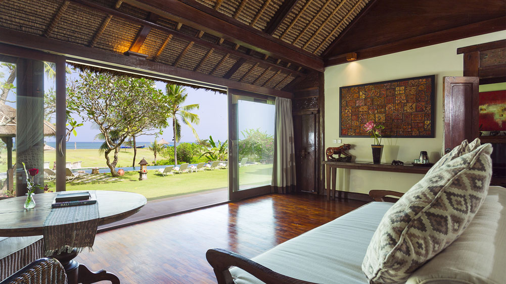 Villa Sungai Tinggi - Master bedroom living space